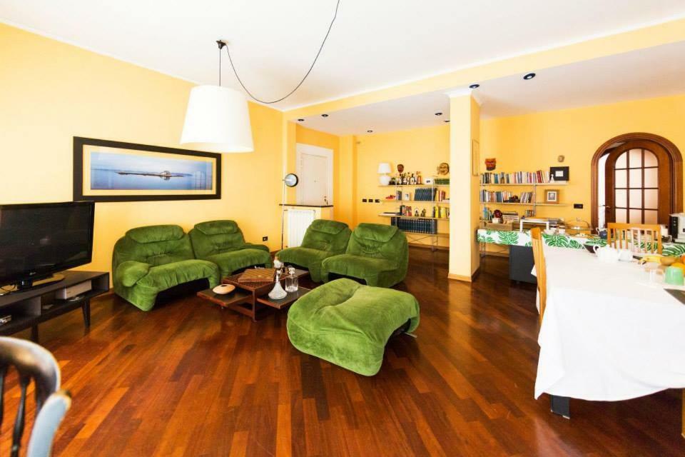 I Quattro Gattoni Hotel Nápoly Kültér fotó