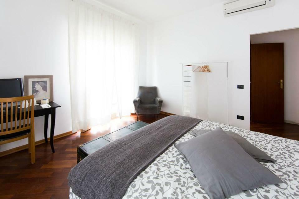 I Quattro Gattoni Hotel Nápoly Kültér fotó